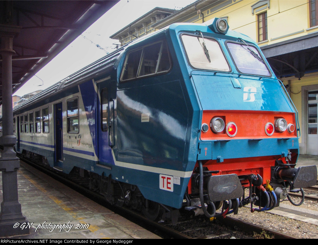 TrenItalia regional Train